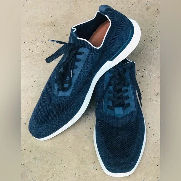 Wolf & Shepherd | Shoes | On Sale Now Wolf Sheperd Swiftknit 